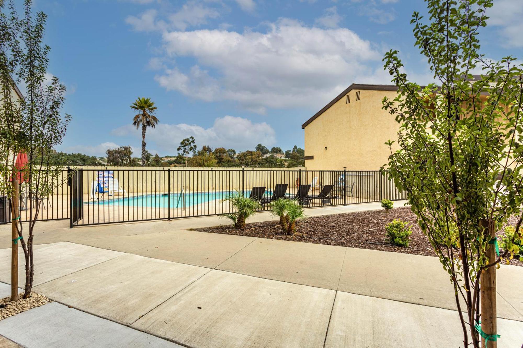 Aloha Hotel Arroyo Grande